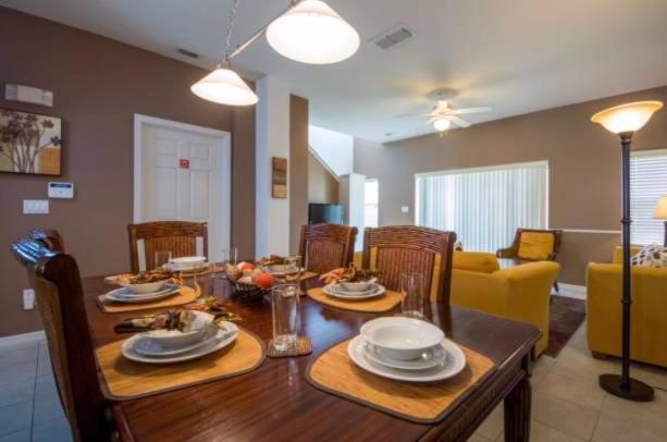 Encantada Resort 3 Bedroom Vacation Townhome With Pool คิสซิมมี ภายนอก รูปภาพ